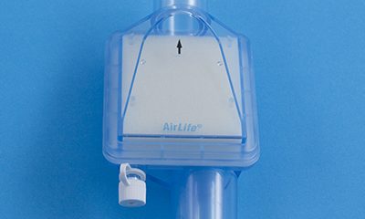 Filtro/humidificador condensador higroscópico